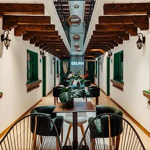 4* Hotel Selah & Coffee